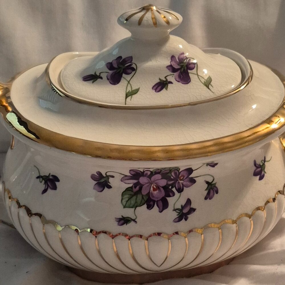 Vintage Gibsons Staffordshire England Teapot Violets Gold Trim Georgian 1 QT EC